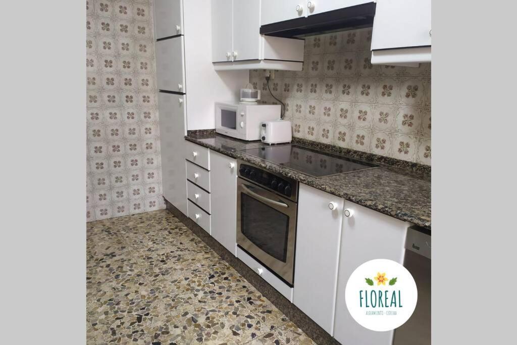 Apartamento Floreal - Céntrico Y Cómodo En Cedeira Esterno foto