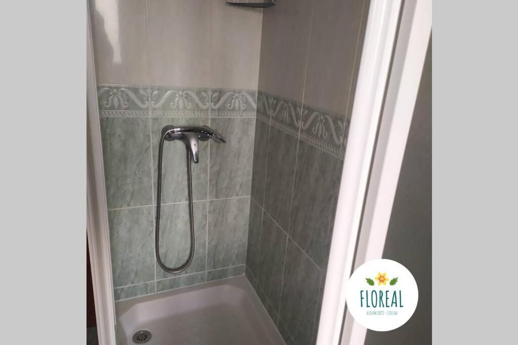 Apartamento Floreal - Céntrico Y Cómodo En Cedeira Esterno foto
